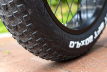 Load image into Gallery viewer, Snapcycle S1 Electric Folding Fat Tire Bike